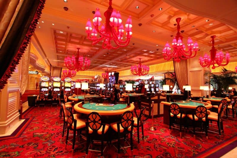 Slot Makinelerinde Risk Yönetimi: Kazancınızı Koruyun