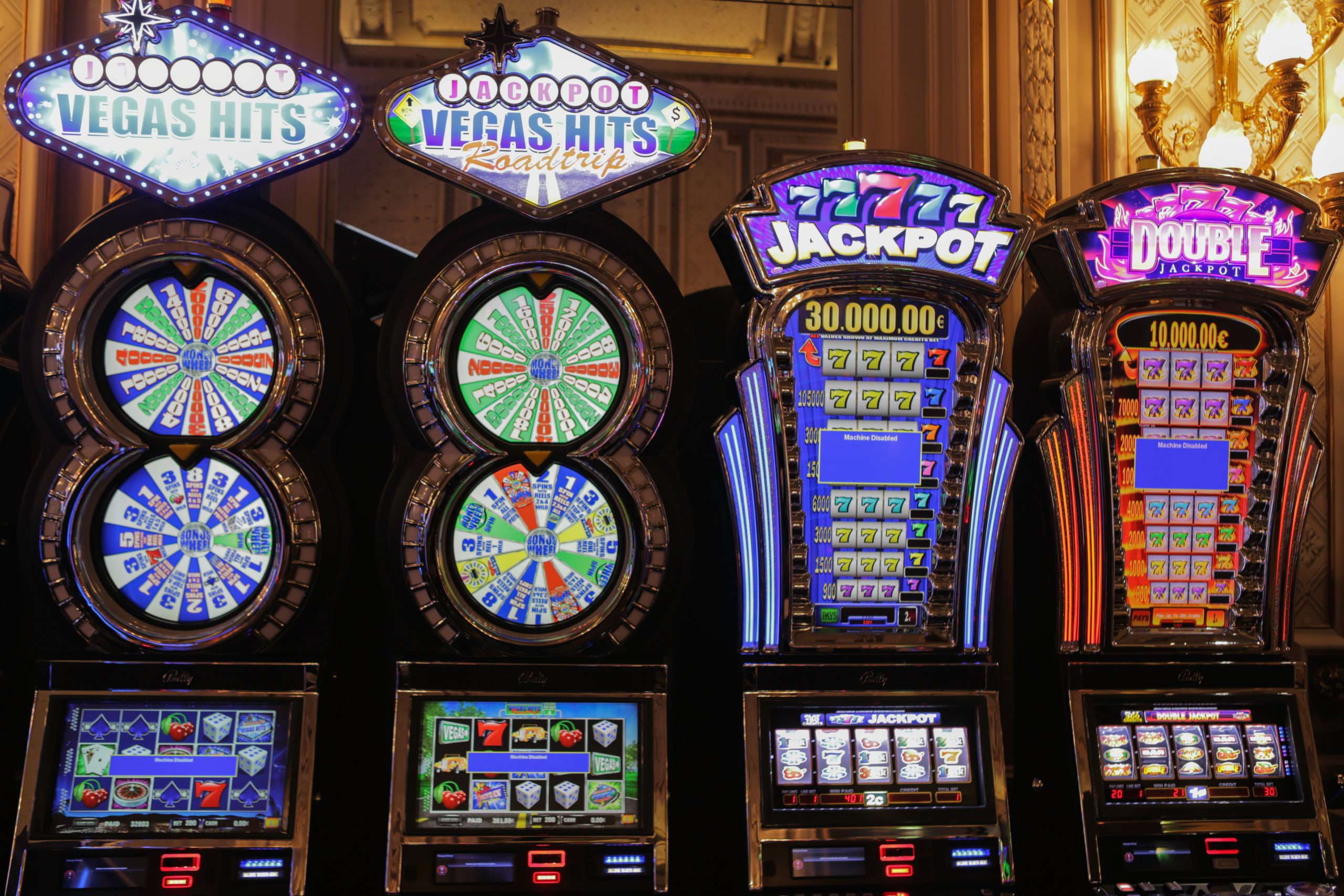 Slot Makinelerinde Kazanma İpuçları: Uzman Tavsiyeleri